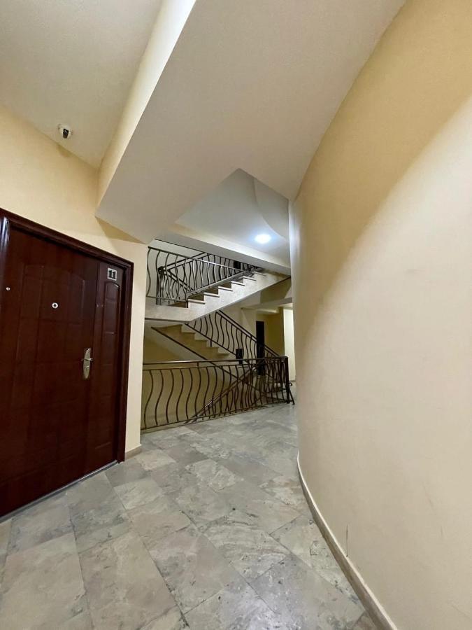 Armenak Apartment No 8, Abovyan Street Erévan Extérieur photo