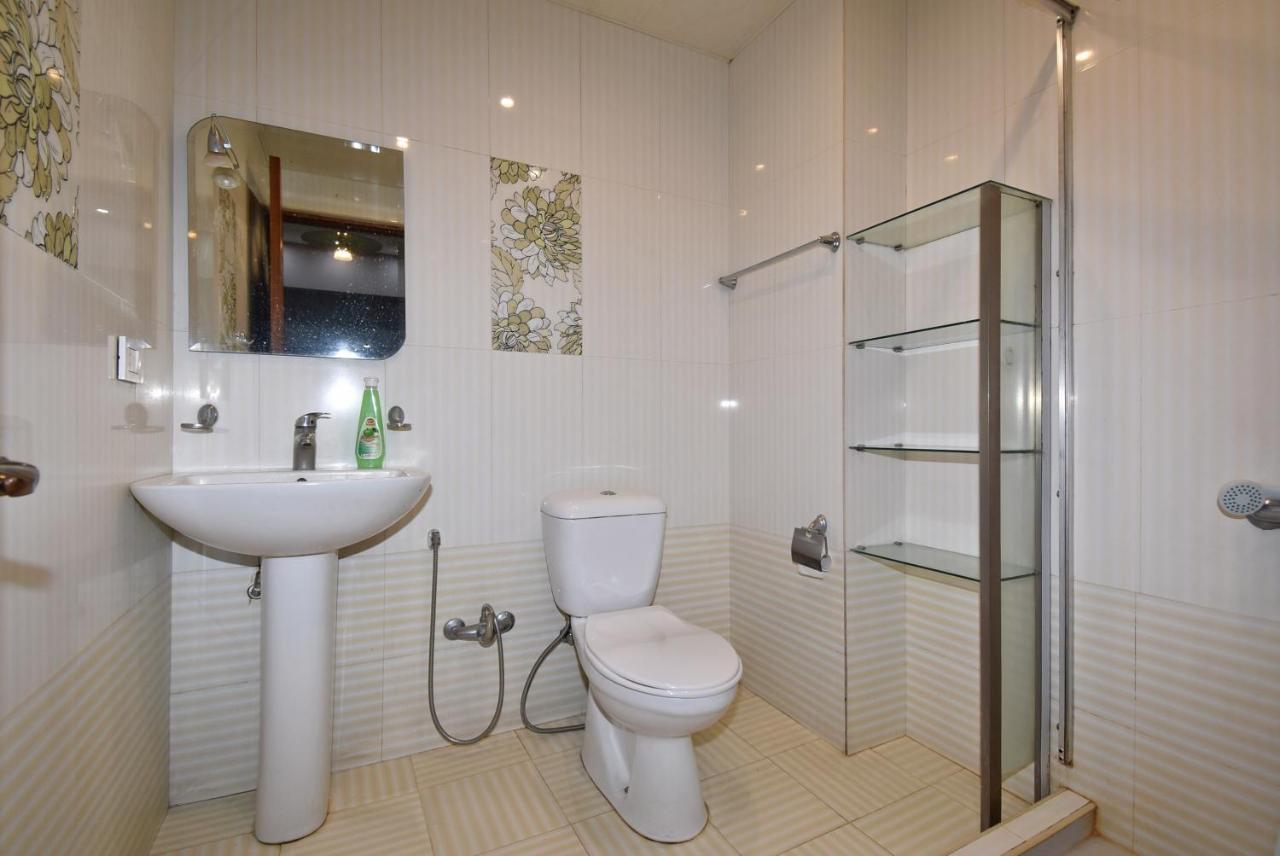 Armenak Apartment No 8, Abovyan Street Erévan Extérieur photo